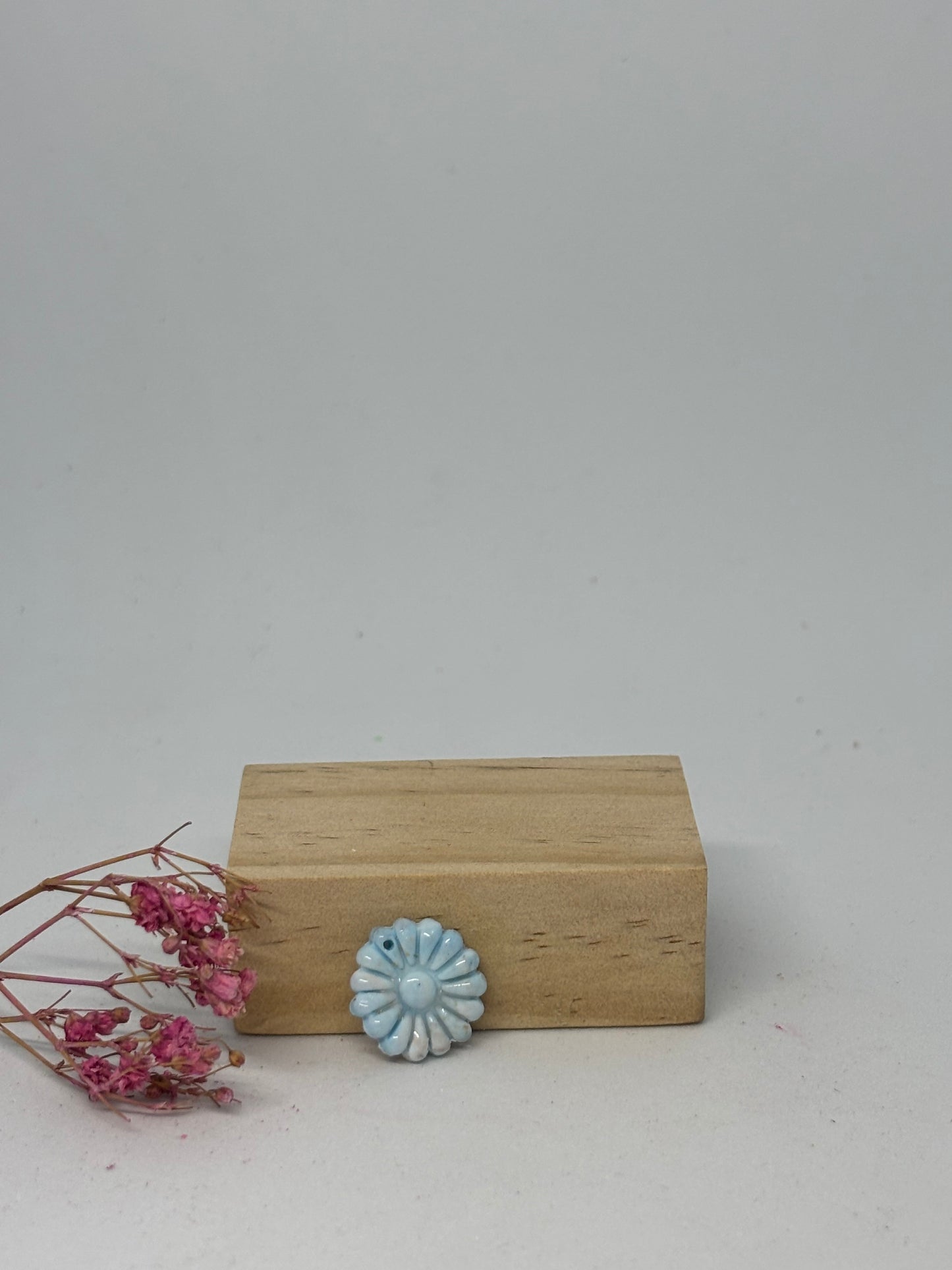 Breloque en pâte fimo - marguerite 1,5cm