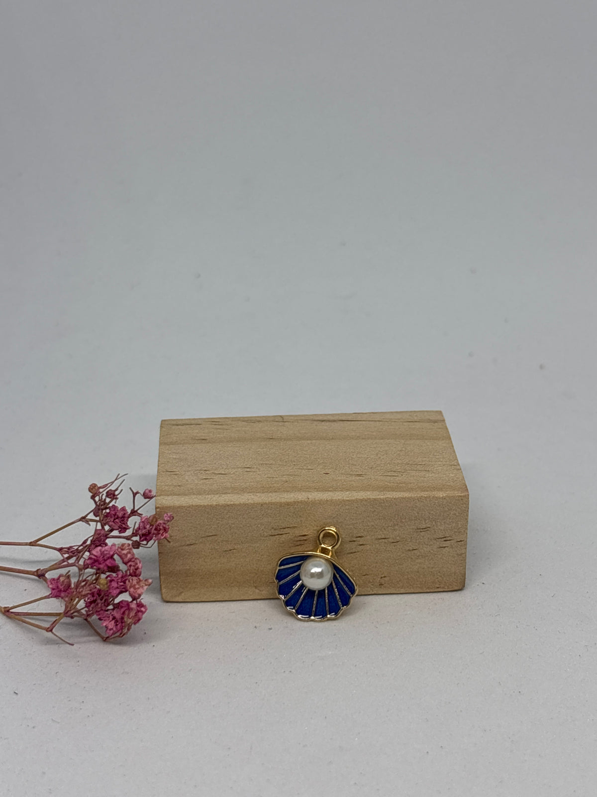 Breloque Palourde 1,3 cm – fantaisie 🐚✨