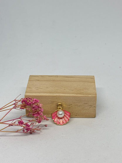 Breloque Palourde 1,3 cm – fantaisie 🐚✨