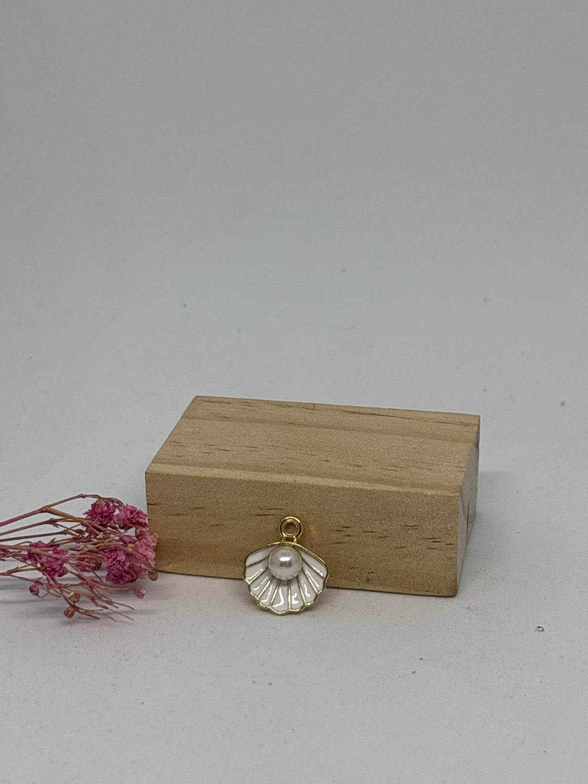 Breloque Palourde 1,3 cm – fantaisie 🐚✨