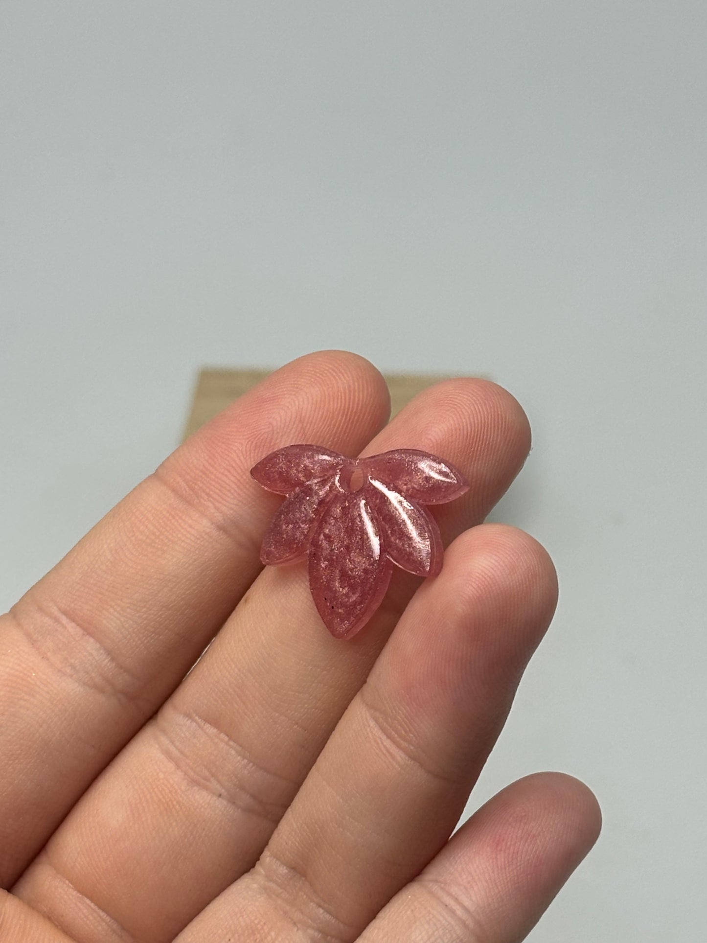 Gaïa - Pale violetred