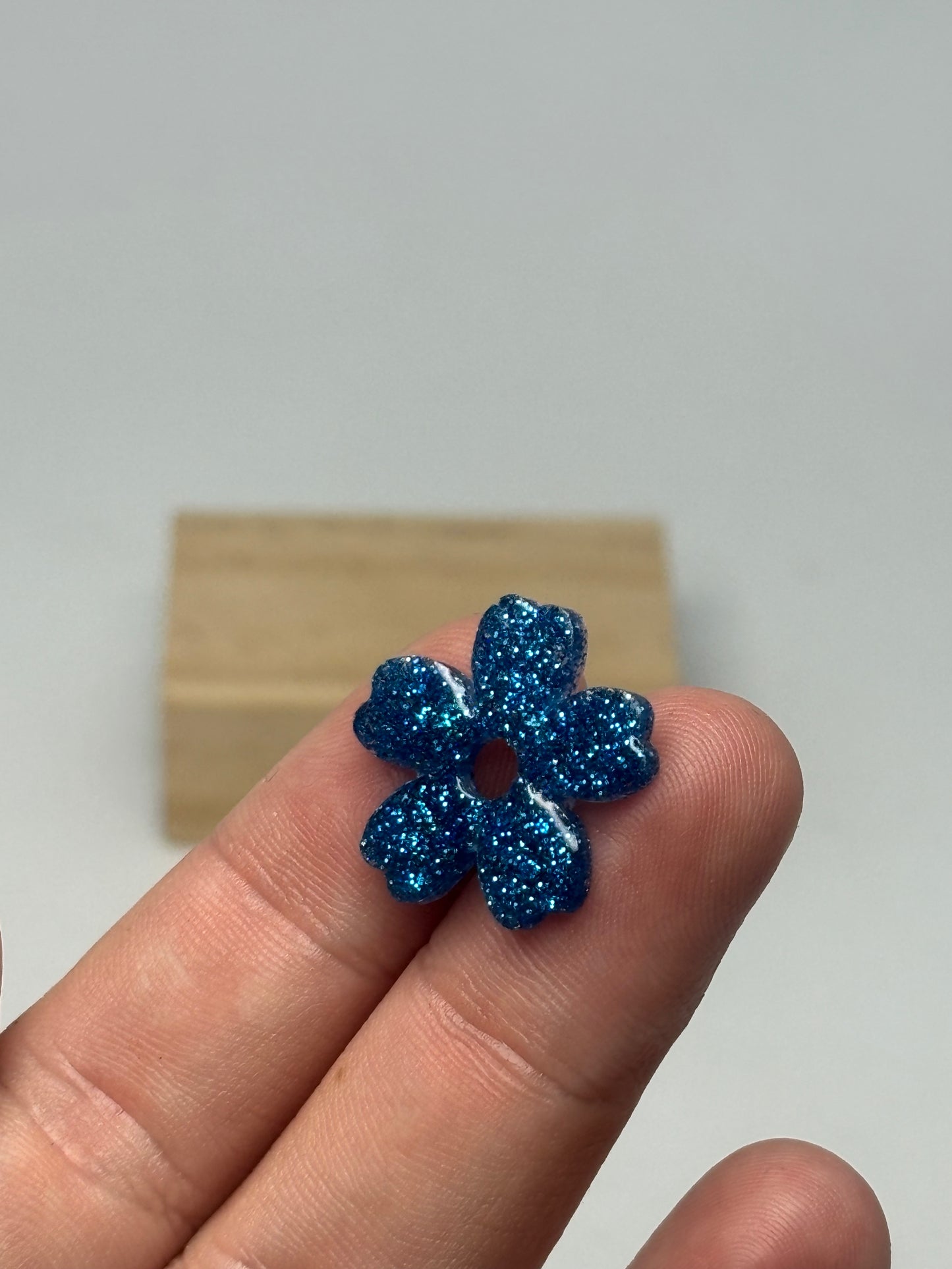 Berthe / Shiny Skyblue