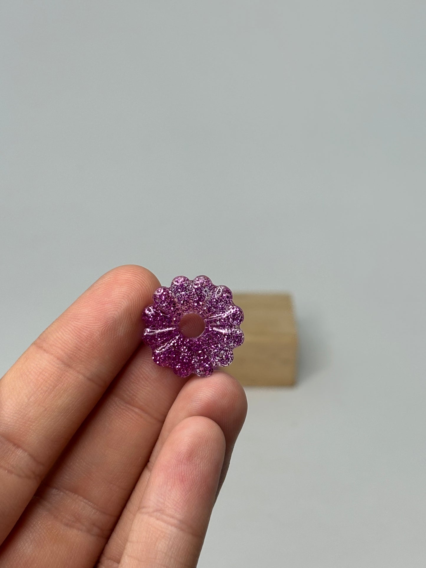 Suzette - Shiny lite purple