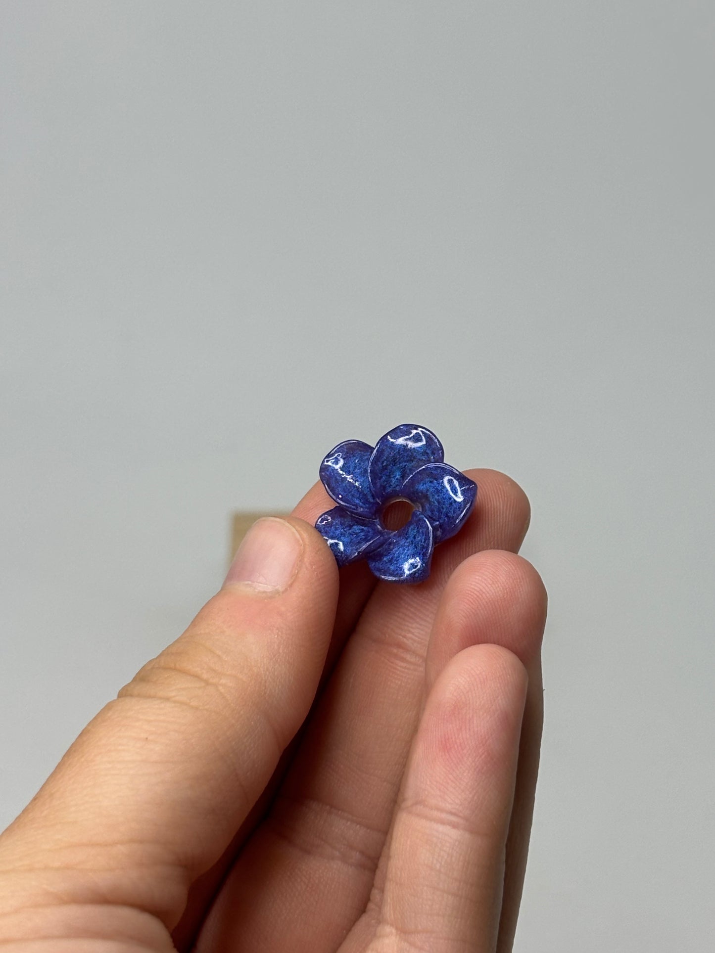 Tia - Violet