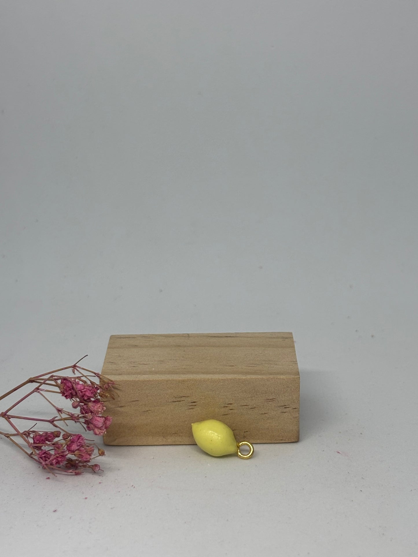 Breloque en pâte Fimo - citron 13mm