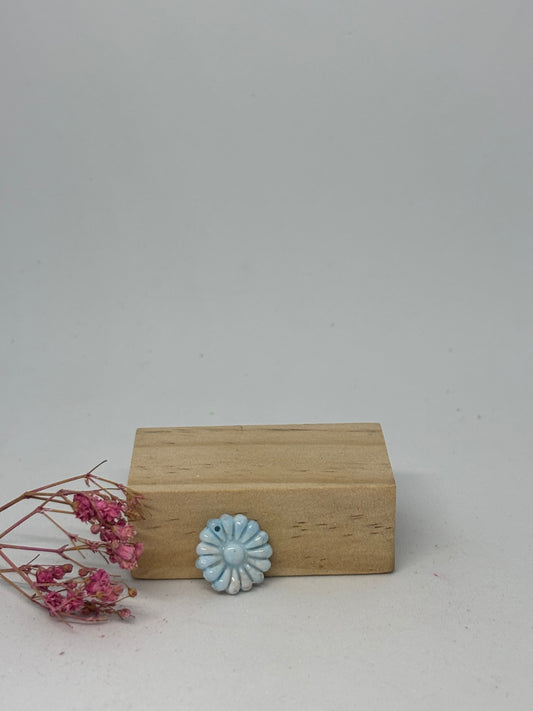 Breloque en pâte fimo - marguerite 1,5cm