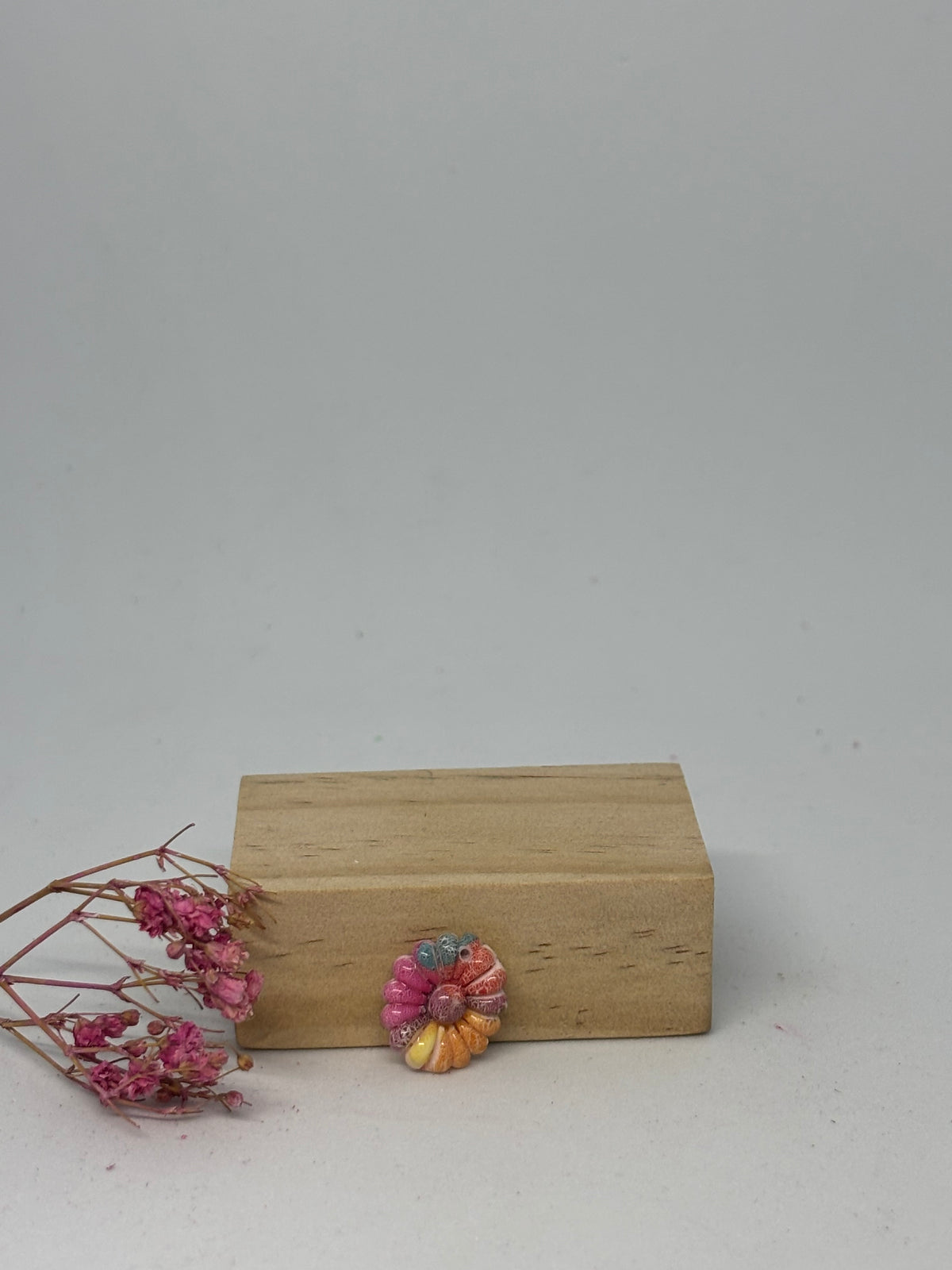 Breloque en pâte fimo - marguerite 1,5cm